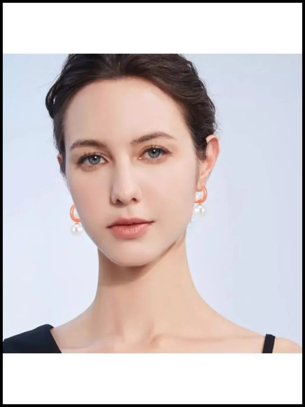 Huggie Hoop Earrings for Women 18K Gold Plated Brass Pearl D-Shape Drop Earrings